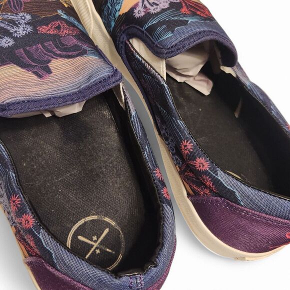 Inkkas Mohave Slip On, Men\'s Size 10, Women\'s 12, Black colorful Desert scene